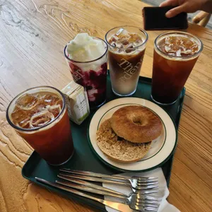 더가드너 사진