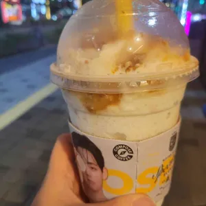 컴포즈커피 사진