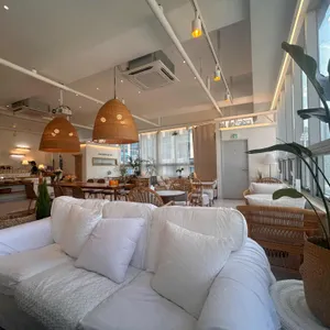 커밍빈 카페앤펍 리뷰 사진
