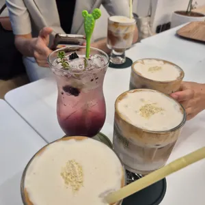 우지루헨 대표 사진