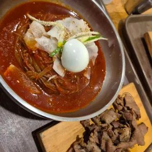 돈쌈냉면 사진 2