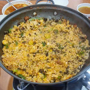 크라운감자탕 사진