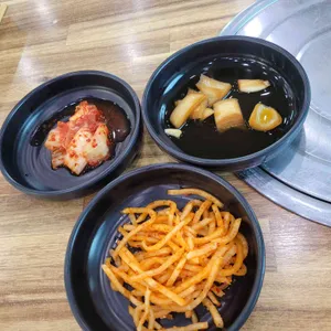 방가삼대얼큰한뼈해장국 사진 2