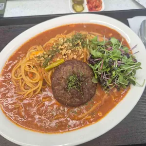 오므파탈 대표 사진