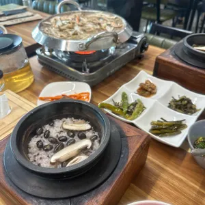 지리산부부솥밥 대표 사진