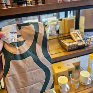 스타벅스 리뷰 사진