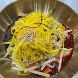 진주냉면 이설옥 대표 사진