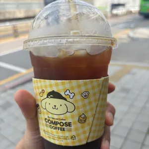 컴포즈커피 사진