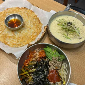 석촌칼국수보리밥 사진 2
