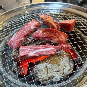 한우공장1979 사진