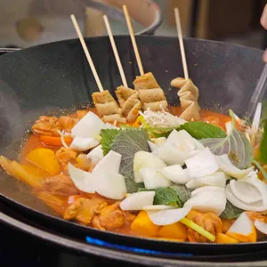 까치 솥뚜껑 닭도리 사진