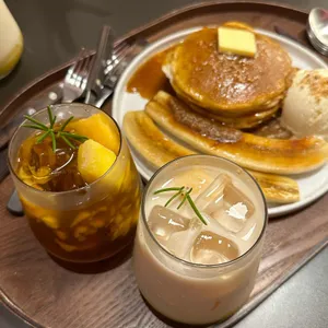 적당카페 & 아크앤북 사진 1