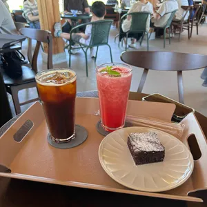푸른 한옥 사진 1