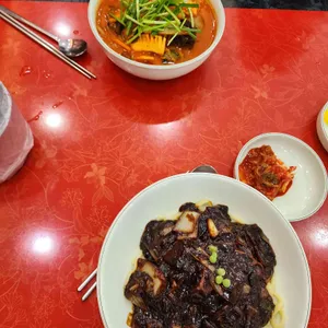 오형제 손짜장 마을 대표 사진