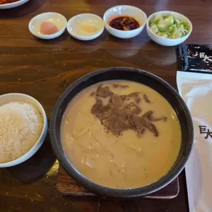 거대곰탕 사진