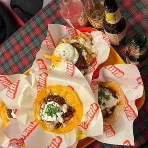 비틀비틀, 비틀스타코 사진