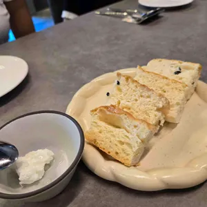 라차 사진