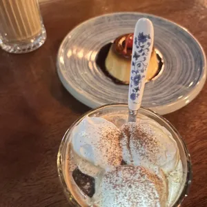 피롤츠 커피하우스 대표 사진