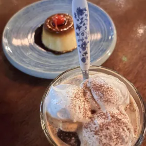 피롤츠 커피하우스 사진