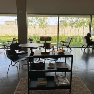 스왈로우 리뷰 사진