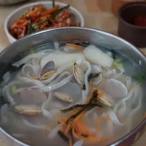 햇빛칼국수집 사진 1