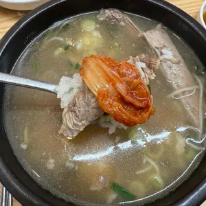 곰바로곰탕 대표 사진
