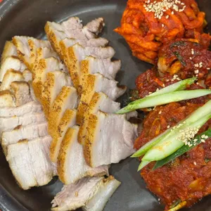 전통항아리보쌈 사진