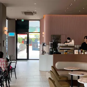 폴 바셋 리뷰 사진