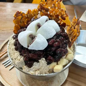 계절의 커피 사진