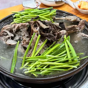 나능이능이버섯백숙 사진