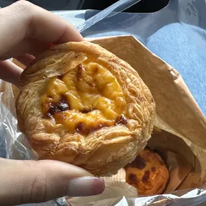 카페 창고로 대표 사진