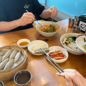 인덕원비빔국수 사진 1