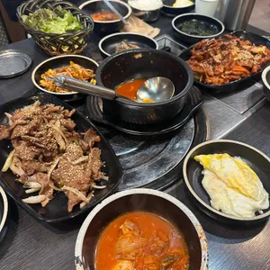 진짜돼지 사진