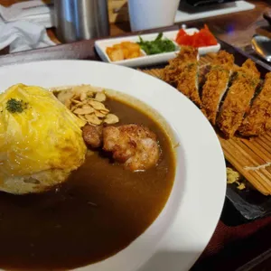 토모토 카레 사진