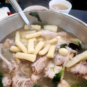 청년닭한마리 사진