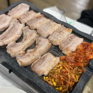 남애항 정육식당 앤 치킨 사진