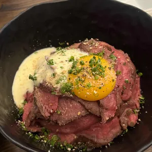 욱동 사진 2