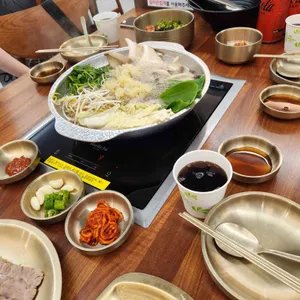 연산옥 샤브칼국수 사진 1