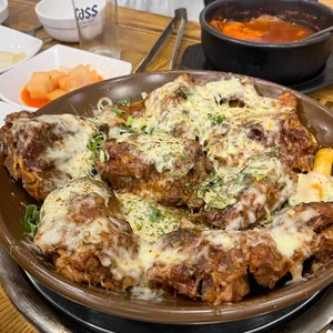 뼈감집 사진