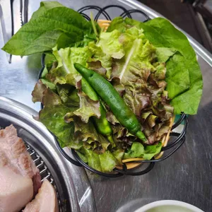 돈사촌 사진