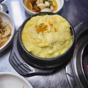 돈사촌 사진