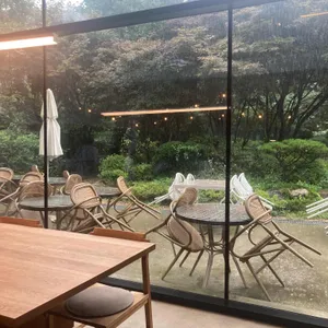 뒤란 리뷰 사진