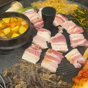 천하제일 솥뚜껑 대표 사진