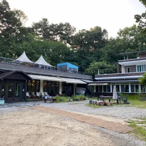 지지스토리 리뷰 사진
