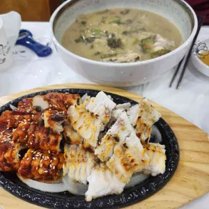 여수밤바다 통장어탕 사진