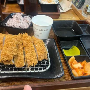 클래식돈까스 사진 1