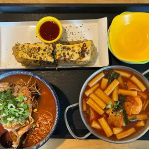 말이 대표 사진