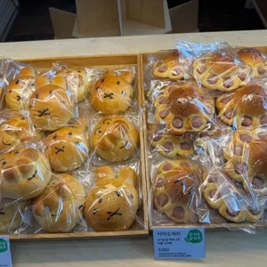 뚜쥬루 빵돌가마마을 리뷰 사진