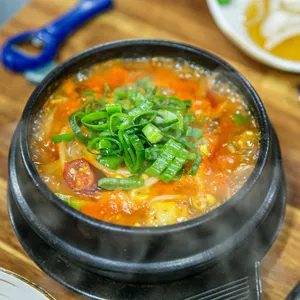 춤추는돼지 사진