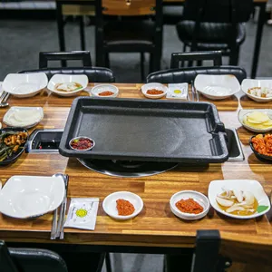 춤추는돼지 대표 사진